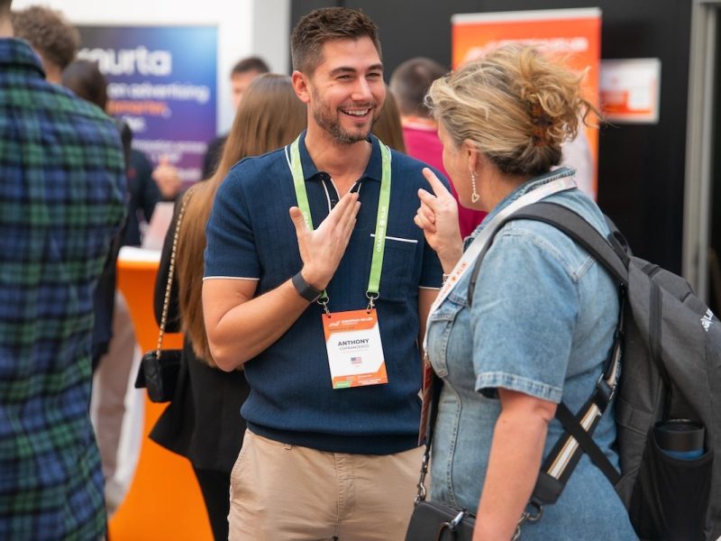 EUSECON-Attendees-networking